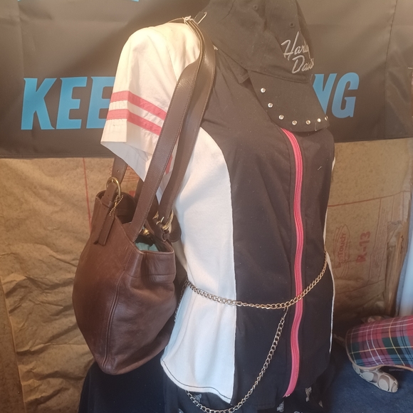 Coach buckle bag - Picture 7 of 9